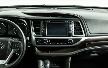Toyota Highlander III, 2014 год, 2 399 900 рублей, 14 фотография