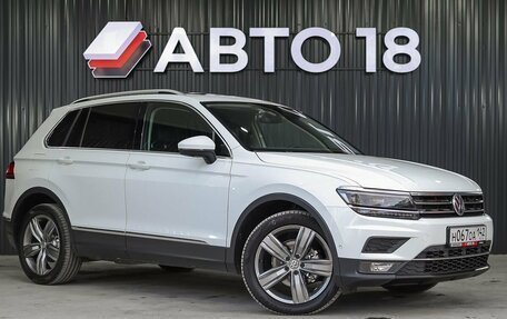 Volkswagen Tiguan II, 2018 год, 2 799 000 рублей, 2 фотография