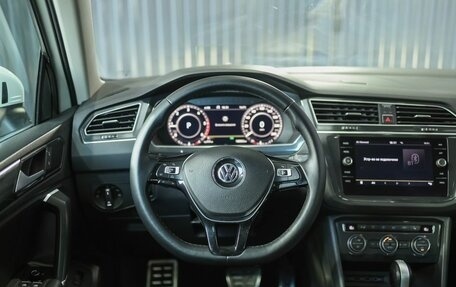 Volkswagen Tiguan II, 2018 год, 2 799 000 рублей, 11 фотография