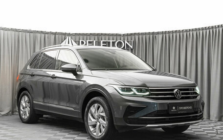 Volkswagen Tiguan II, 2020 год, 3 590 000 рублей, 2 фотография