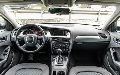 Audi A4, 2011 год, 898 000 рублей, 14 фотография