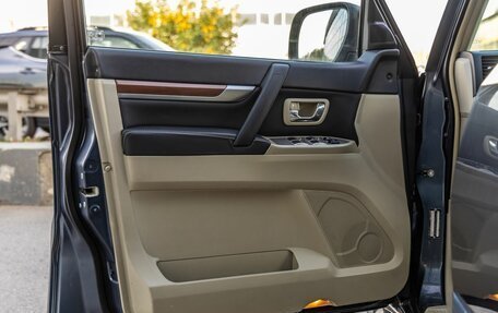 Mitsubishi Pajero IV, 2008 год, 1 398 000 рублей, 29 фотография