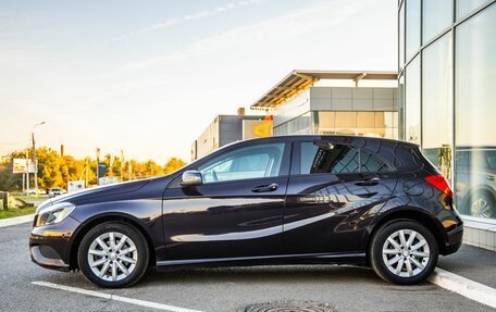 Mercedes-Benz A-Класс, 2015 год, 1 348 000 рублей, 4 фотография