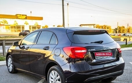 Mercedes-Benz A-Класс, 2015 год, 1 348 000 рублей, 5 фотография