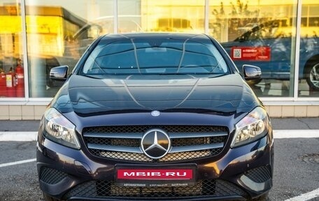 Mercedes-Benz A-Класс, 2015 год, 1 348 000 рублей, 2 фотография