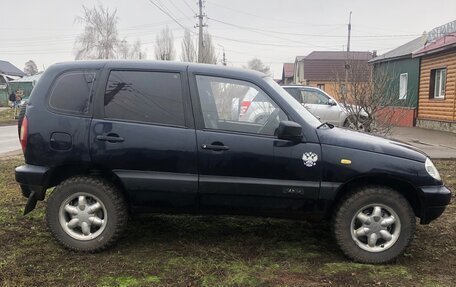 Chevrolet Niva I рестайлинг, 2005 год, 320 000 рублей, 3 фотография