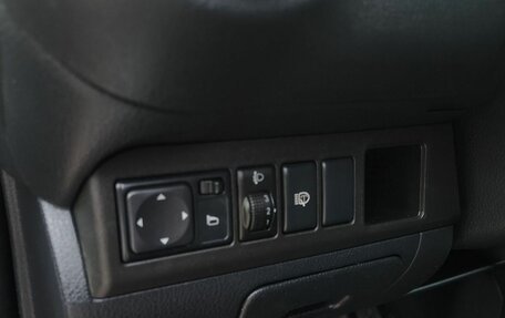 Nissan Note II рестайлинг, 2012 год, 700 000 рублей, 7 фотография