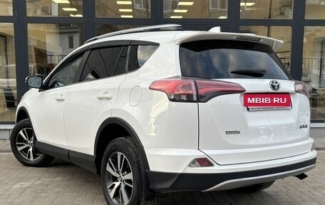Toyota RAV4, 2019 год, 2 300 000 рублей, 4 фотография
