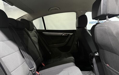 Volkswagen Passat B7, 2011 год, 1 099 000 рублей, 13 фотография