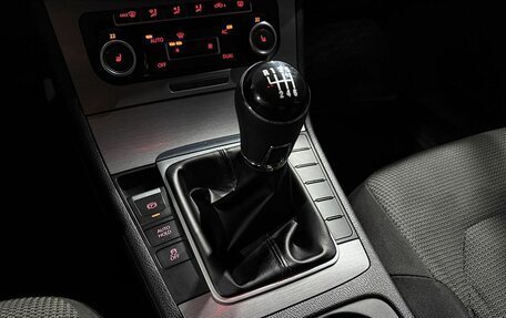 Volkswagen Passat B7, 2011 год, 1 099 000 рублей, 18 фотография