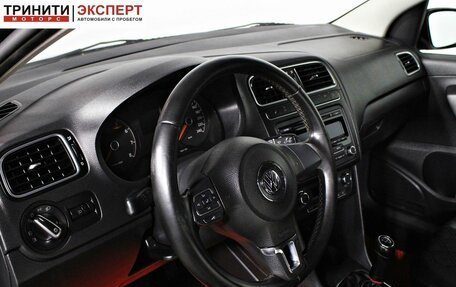 Volkswagen Polo VI (EU Market), 2011 год, 637 000 рублей, 10 фотография