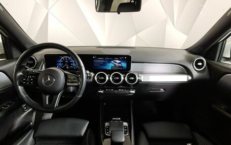 Mercedes-Benz GLB, 2020 год, 3 750 000 рублей, 13 фотография