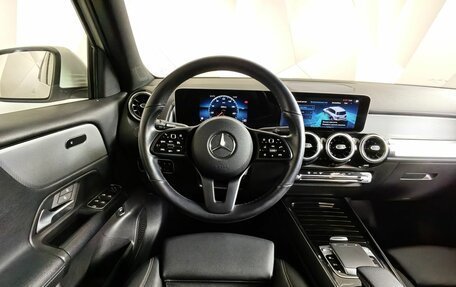 Mercedes-Benz GLB, 2020 год, 3 750 000 рублей, 19 фотография