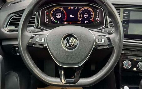 Volkswagen T-Roc I, 2022 год, 1 600 020 рублей, 8 фотография