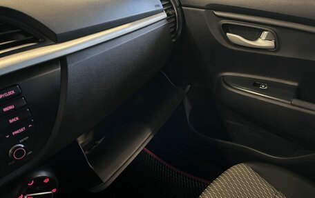 KIA Rio IV, 2017 год, 1 313 000 рублей, 30 фотография