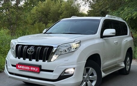 Toyota Land Cruiser Prado 150 рестайлинг 2, 2014 год, 3 000 000 рублей, 5 фотография