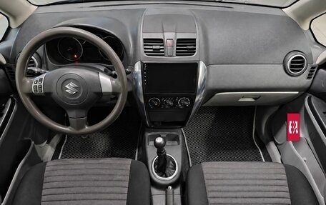 Suzuki SX4 II рестайлинг, 2013 год, 929 000 рублей, 12 фотография