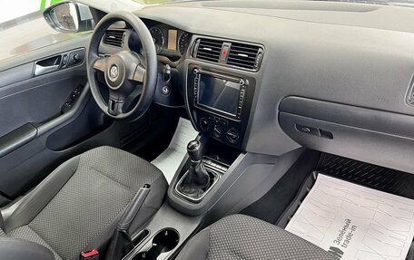 Volkswagen Jetta VI, 2013 год, 890 000 рублей, 13 фотография