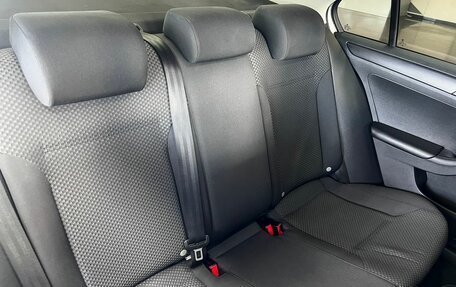 Volkswagen Jetta VI, 2013 год, 890 000 рублей, 12 фотография