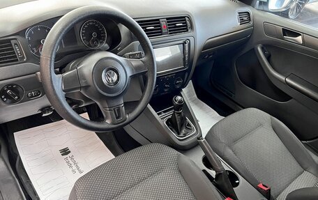 Volkswagen Jetta VI, 2013 год, 890 000 рублей, 8 фотография