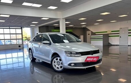Volkswagen Jetta VI, 2013 год, 890 000 рублей, 5 фотография