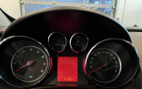 Opel Astra J, 2013 год, 684 000 рублей, 11 фотография
