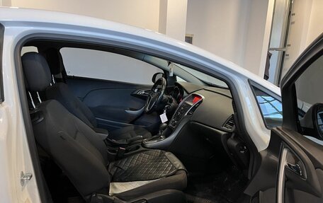 Opel Astra J, 2013 год, 684 000 рублей, 23 фотография