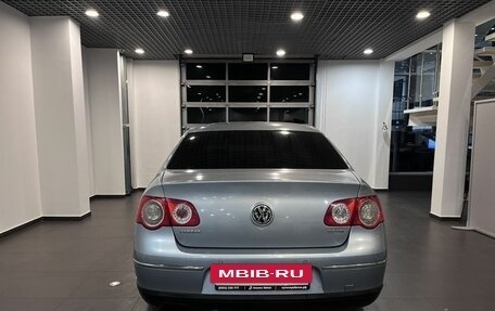 Volkswagen Passat B6, 2007 год, 605 000 рублей, 4 фотография