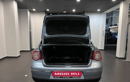 Volkswagen Passat B6, 2007 год, 605 000 рублей, 32 фотография