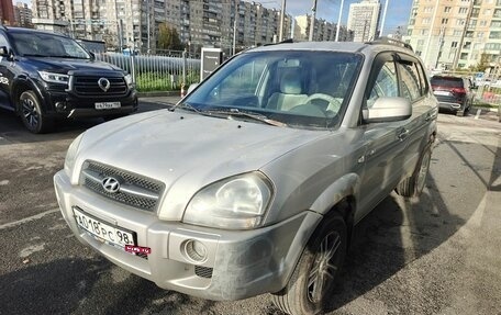 Hyundai Tucson III, 2004 год, 599 000 рублей, 2 фотография