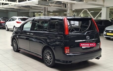 Toyota ISis I, 2010 год, 1 150 000 рублей, 5 фотография
