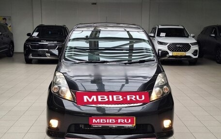 Toyota ISis I, 2010 год, 1 150 000 рублей, 2 фотография