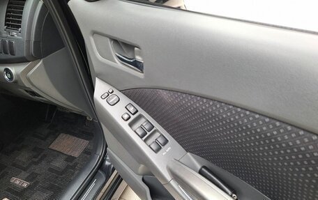 Toyota ISis I, 2010 год, 1 150 000 рублей, 17 фотография