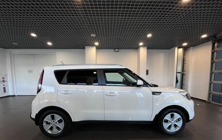 KIA Soul II рестайлинг, 2016 год, 1 442 000 рублей, 2 фотография