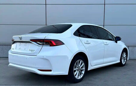 Toyota Corolla, 2023 год, 1 200 000 рублей, 5 фотография