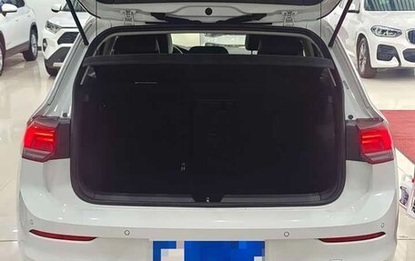 Volkswagen Golf VIII, 2023 год, 1 750 000 рублей, 4 фотография