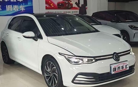 Volkswagen Golf VIII, 2023 год, 1 750 000 рублей, 5 фотография
