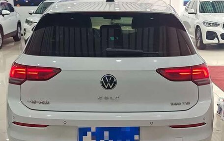 Volkswagen Golf VIII, 2023 год, 1 750 000 рублей, 3 фотография
