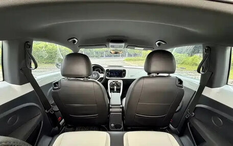 Volkswagen Beetle, 2019 год, 1 125 444 рублей, 7 фотография