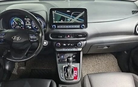 Hyundai Kona I, 2022 год, 1 690 020 рублей, 5 фотография