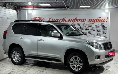 Toyota Land Cruiser Prado 150 рестайлинг 2, 2011 год, 3 399 000 рублей, 1 фотография