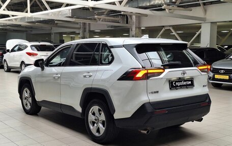Toyota RAV4, 2021 год, 2 730 000 рублей, 5 фотография