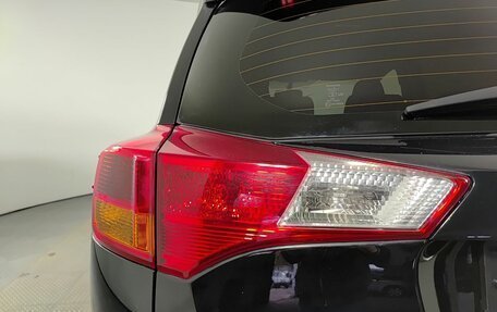 Toyota RAV4, 2014 год, 1 690 000 рублей, 11 фотография