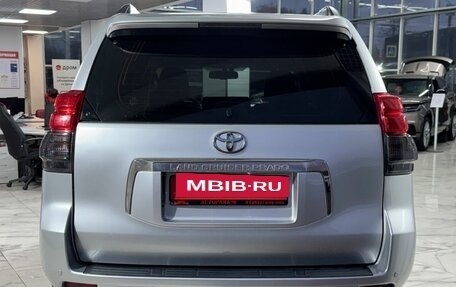 Toyota Land Cruiser Prado 150 рестайлинг 2, 2011 год, 3 399 000 рублей, 6 фотография
