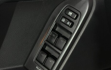 Toyota Land Cruiser Prado 150 рестайлинг 2, 2011 год, 3 399 000 рублей, 25 фотография