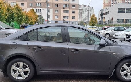 Chevrolet Cruze II, 2012 год, 700 000 рублей, 4 фотография