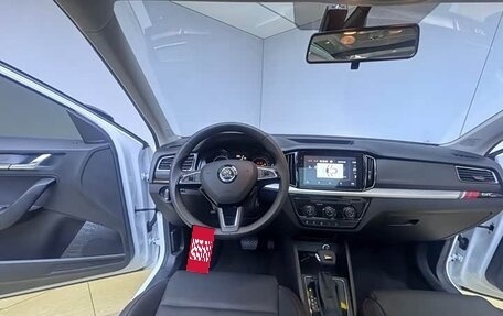 Skoda Kamiq I, 2023 год, 1 307 000 рублей, 10 фотография