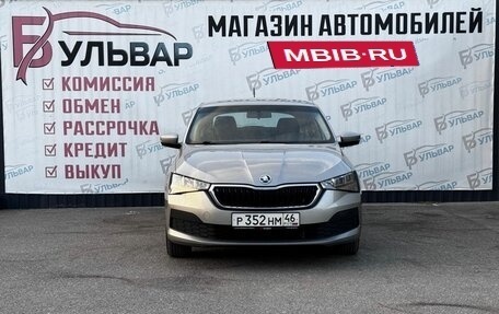 Skoda Rapid II, 2021 год, 1 560 000 рублей, 2 фотография