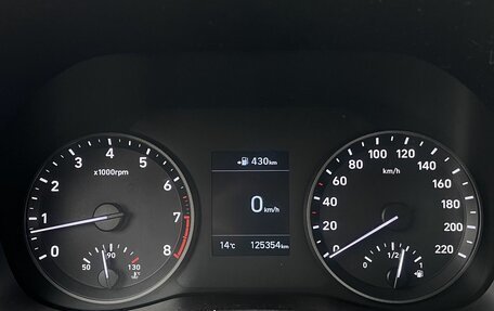 Hyundai Solaris II рестайлинг, 2018 год, 1 275 000 рублей, 12 фотография