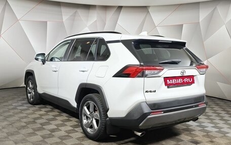 Toyota RAV4, 2020 год, 2 395 000 рублей, 4 фотография
